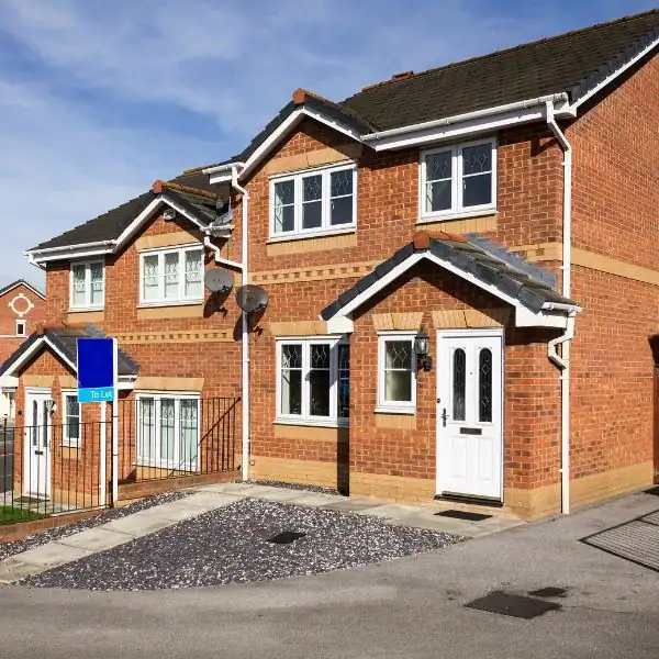 Scenarios 4 Image of UK home - Faulkners scenarios Chesham